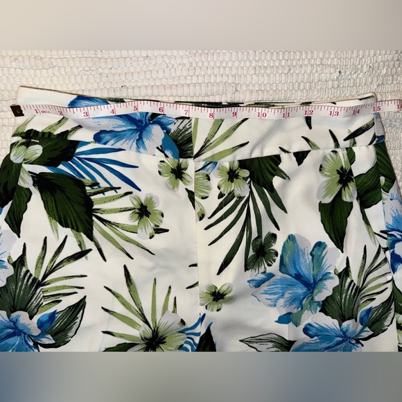 Banana Republic Wide Leg Colorful Floral Pants - Picture 6 of 8